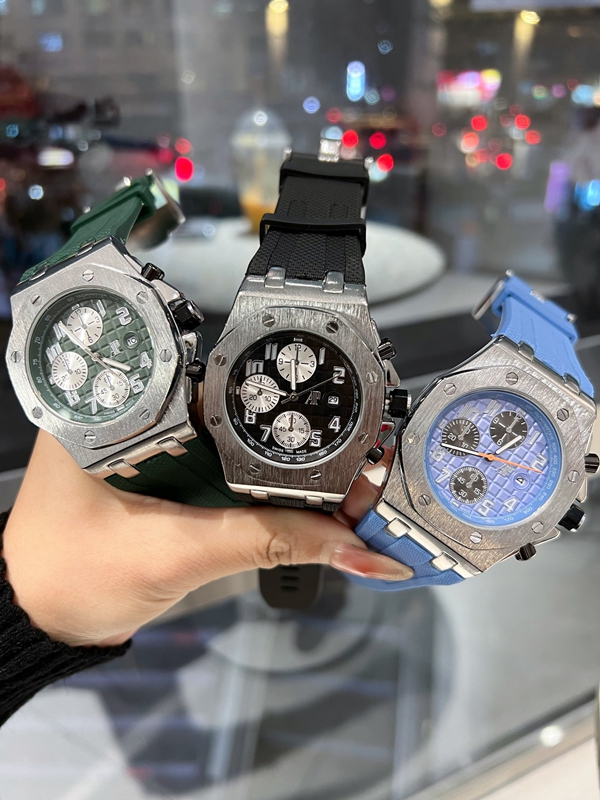 ブランド時計側面デザイン